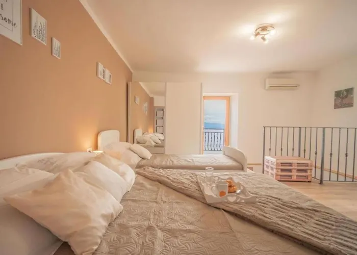 Ema Tulisevica Janjetici 28 * Lovran